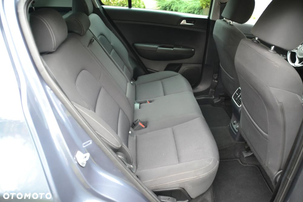 Kia Sportage 1.6 GDI 2WD ISG Dream-Team Edition - 30