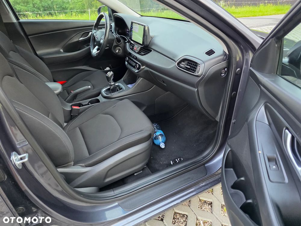 Hyundai i30 1.0 T-GDI Connect & Go - 11