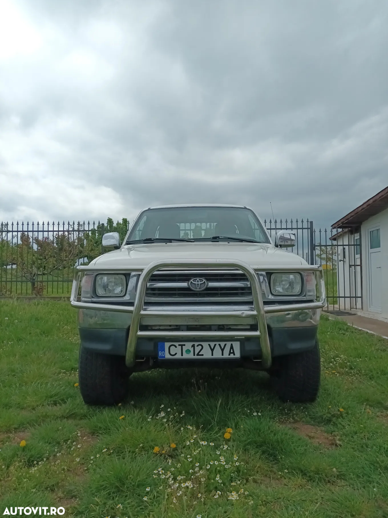Toyota Hilux - 18