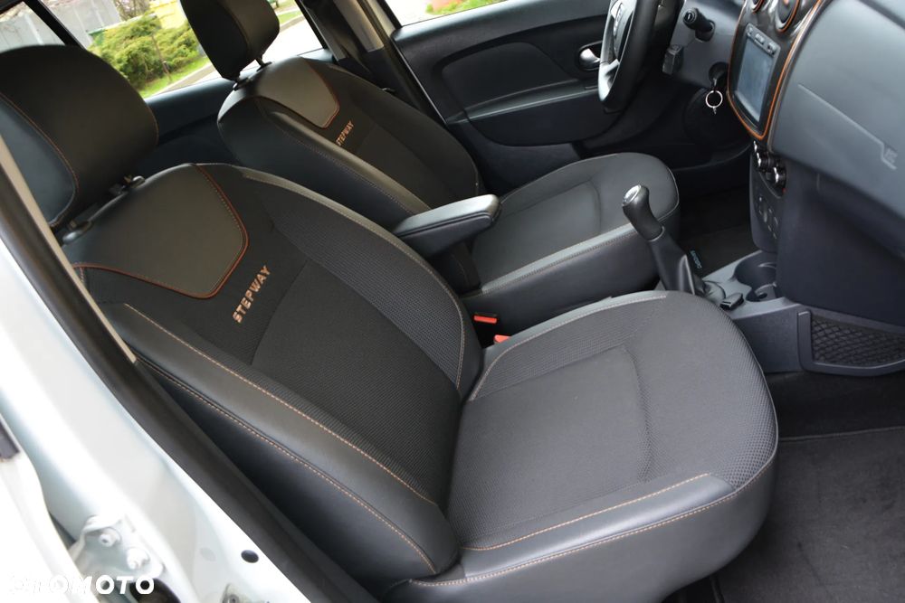 Dacia Sandero Stepway 0.9 TCe Laureate S&S - 37