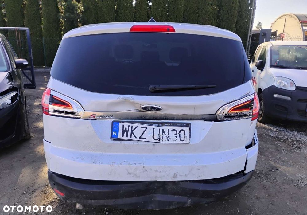 Ford S-Max - 21