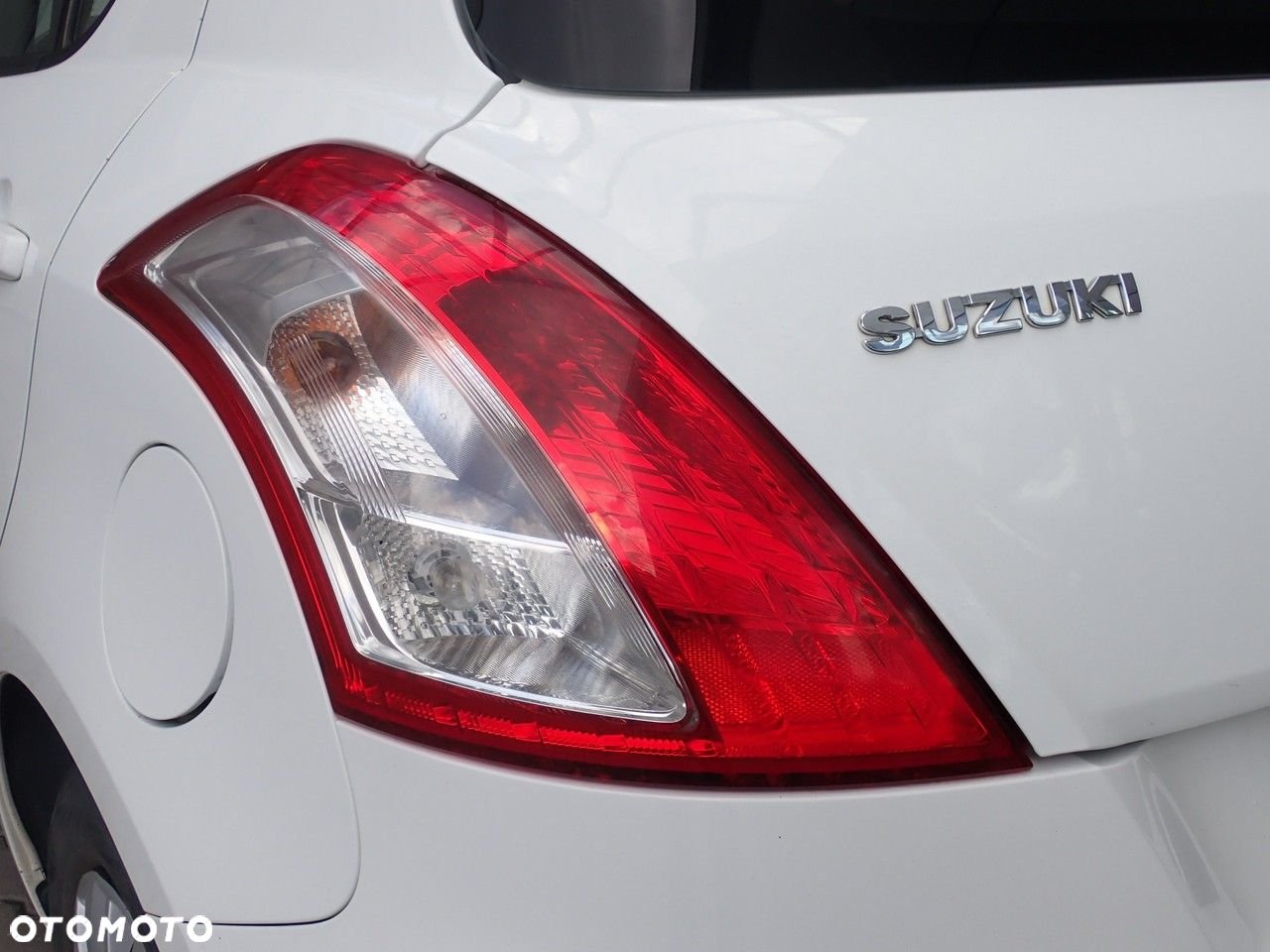 Suzuki Swift - 12