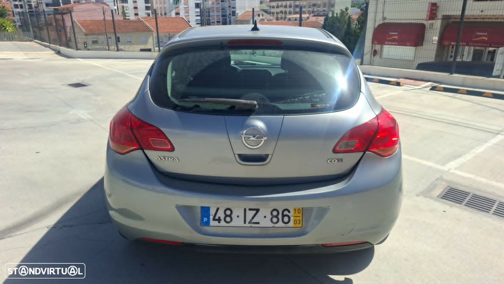 Opel Astra 1.7 CDTI Cosmo - 7