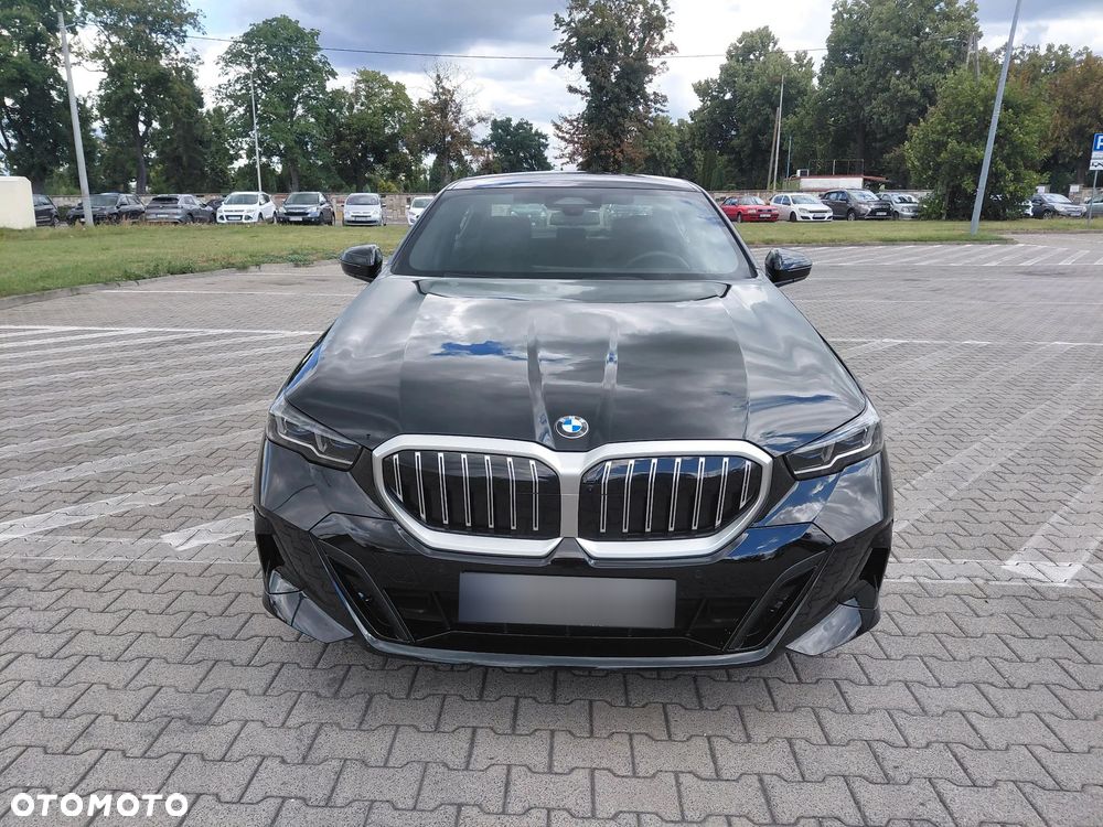 BMW Seria 5 530i mHEV M Sport sport - 6