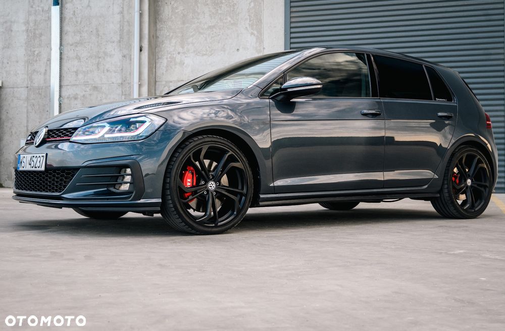 Volkswagen Golf GTI 2.0 TSI OPF DSG Performance - 3