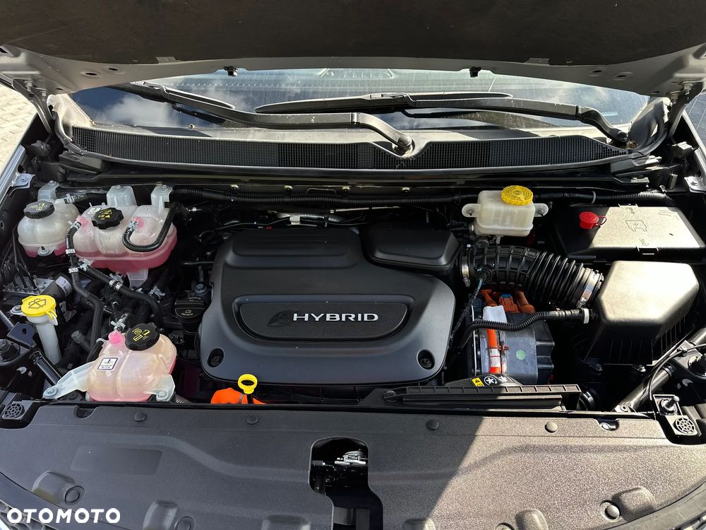 Chrysler Pacifica - 22