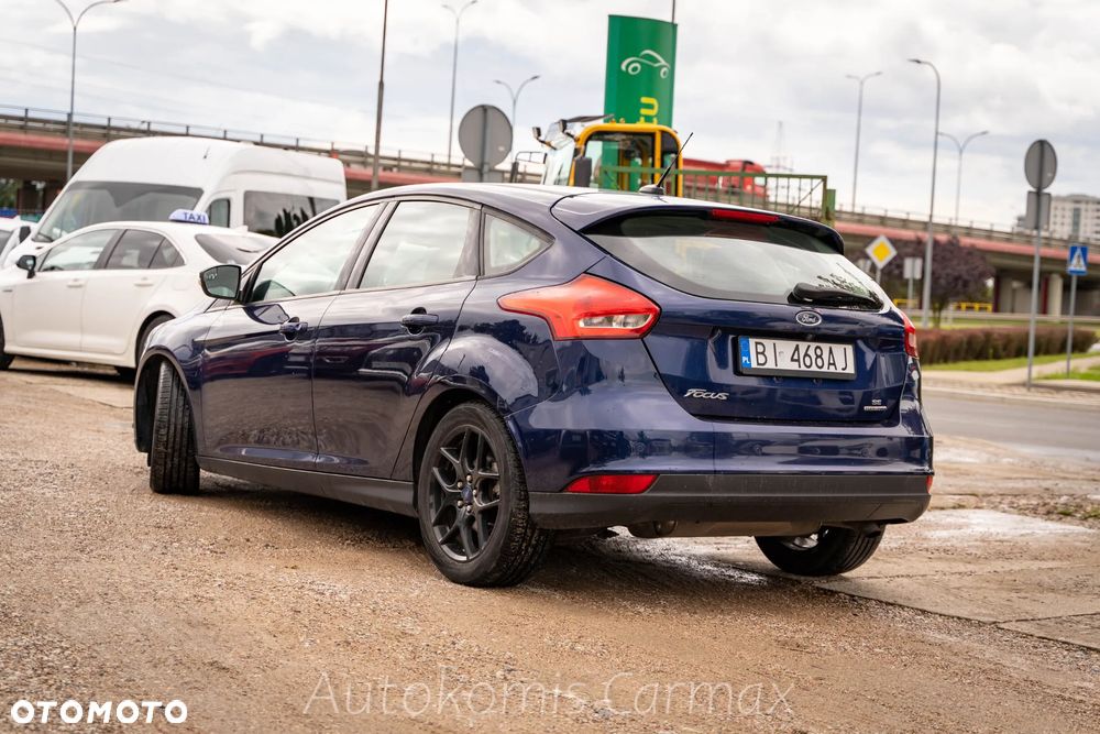 Ford Focus - 11