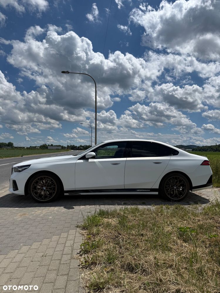 BMW Seria 5 520d mHEV M Sport - 4