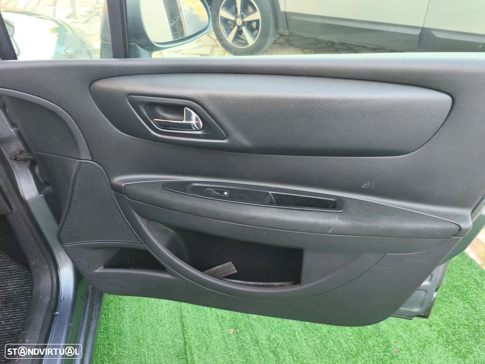 Citroën C4 1.6 HDi VTR Pack - 14