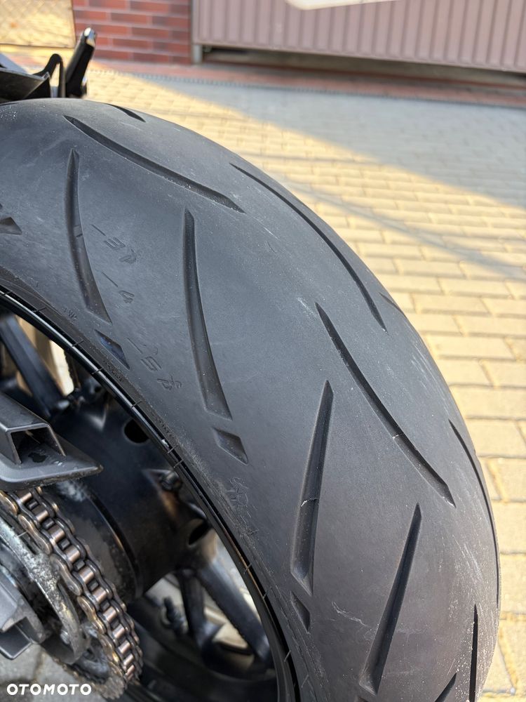 Yamaha MT - 16