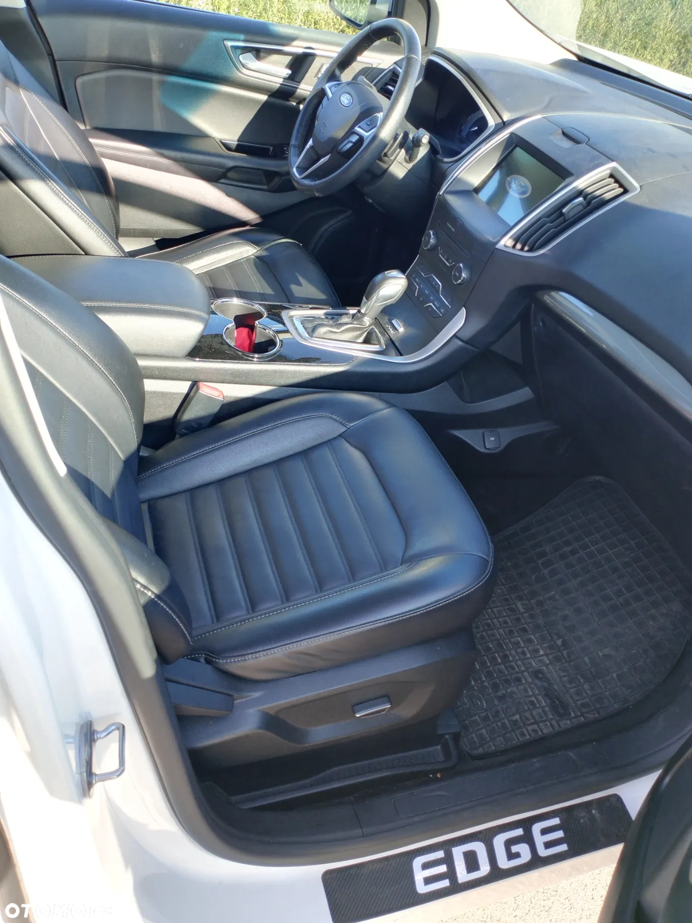 Ford Edge - 13