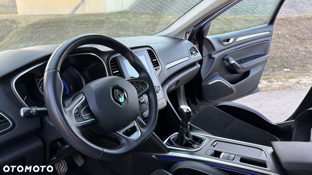 Renault Megane ENERGY TCe 100 LIMITED - 25