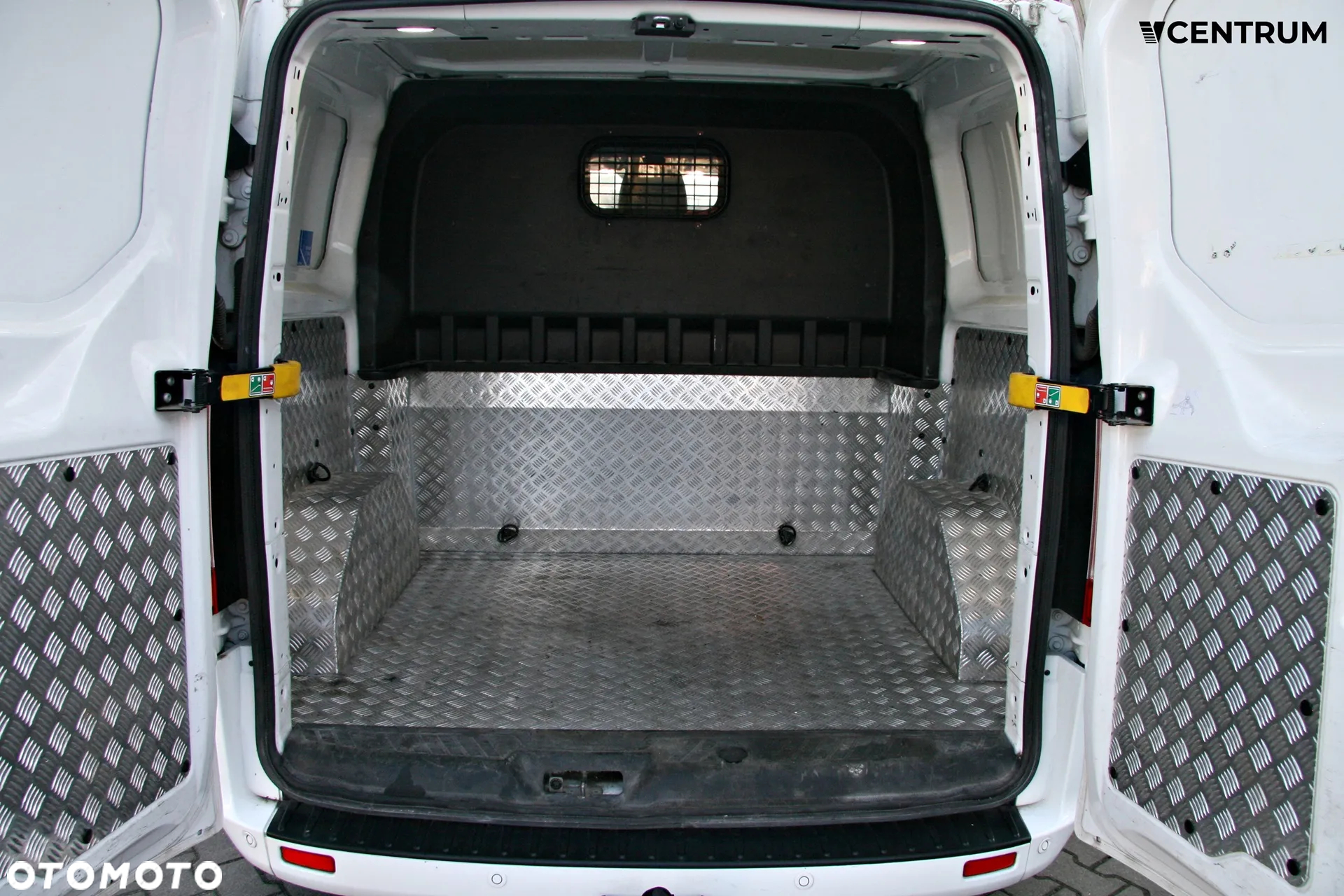 Ford Transit Custom - 14