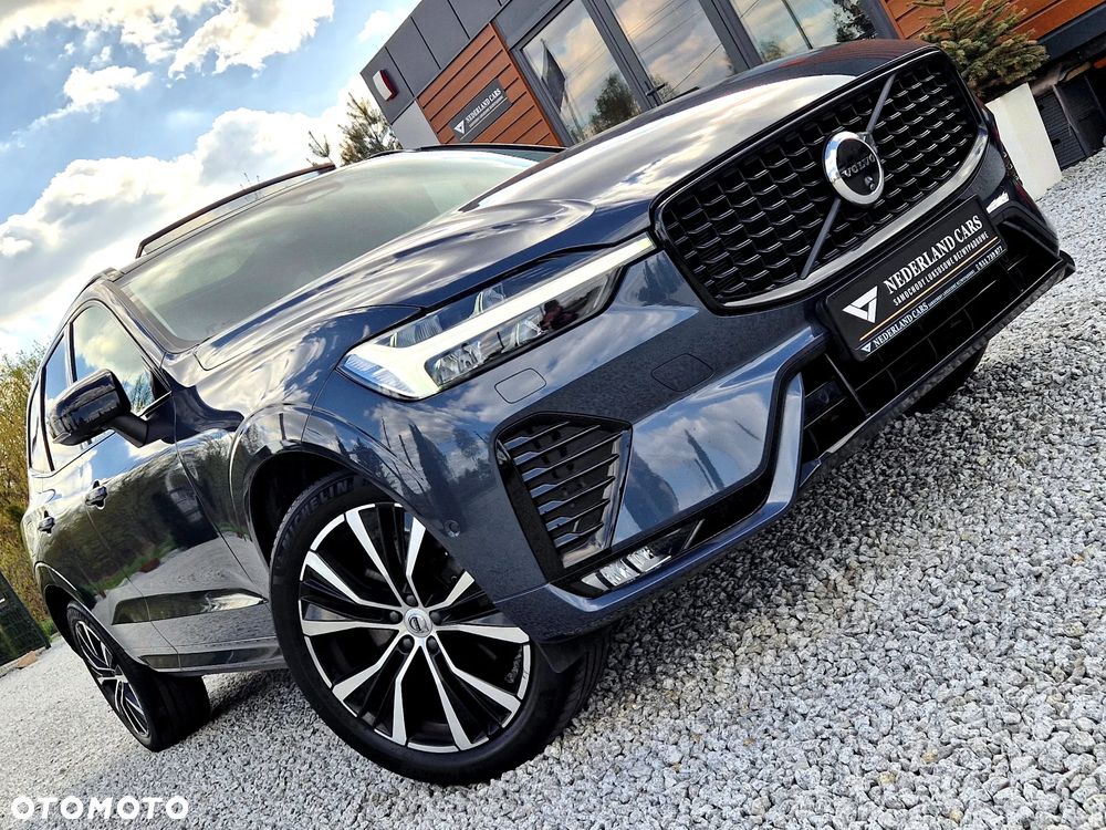 Volvo XC 60 B4 B Plus Dark - 28