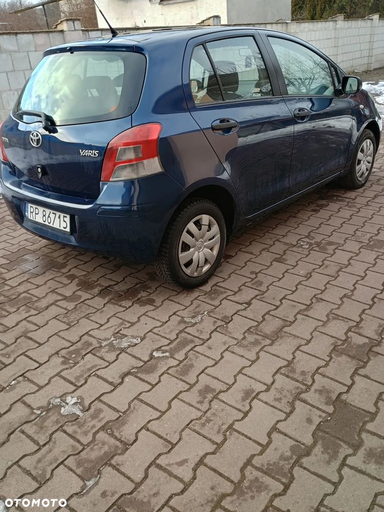 Toyota Yaris 1.0 Luna - 7