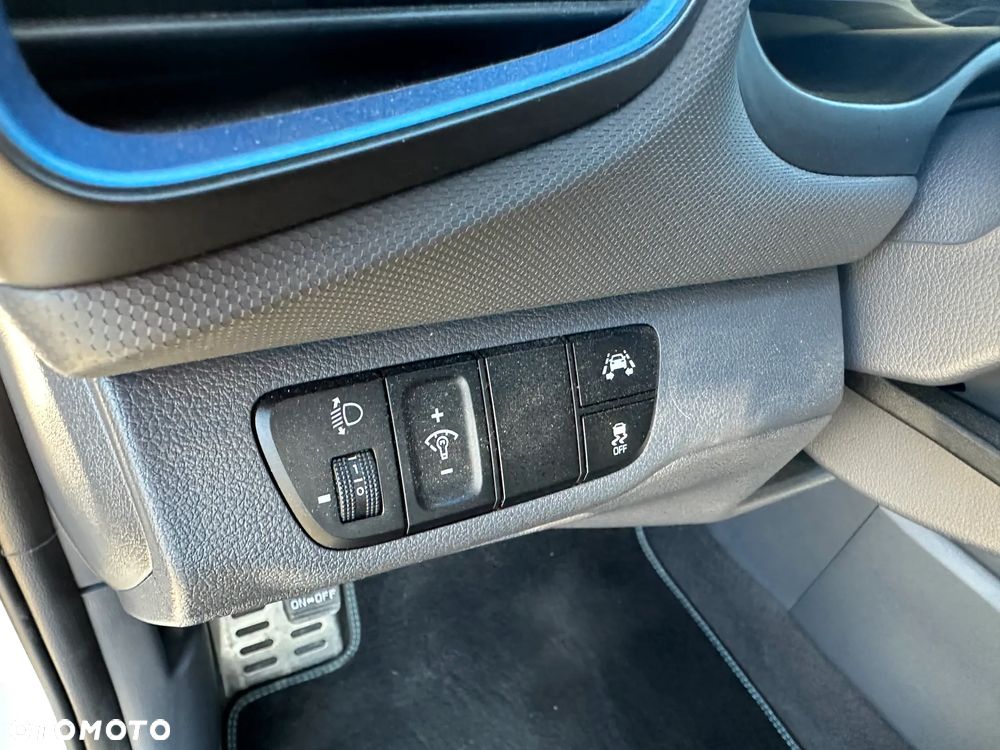 Hyundai IONIQ hybrid Premium - 16