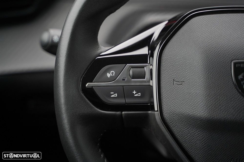 Peugeot 208 1.2 PureTech Active - 19