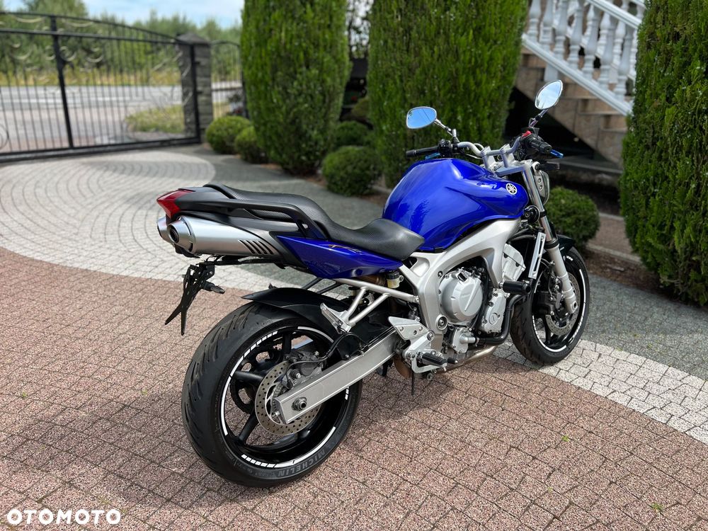 Yamaha FZ6 - 9