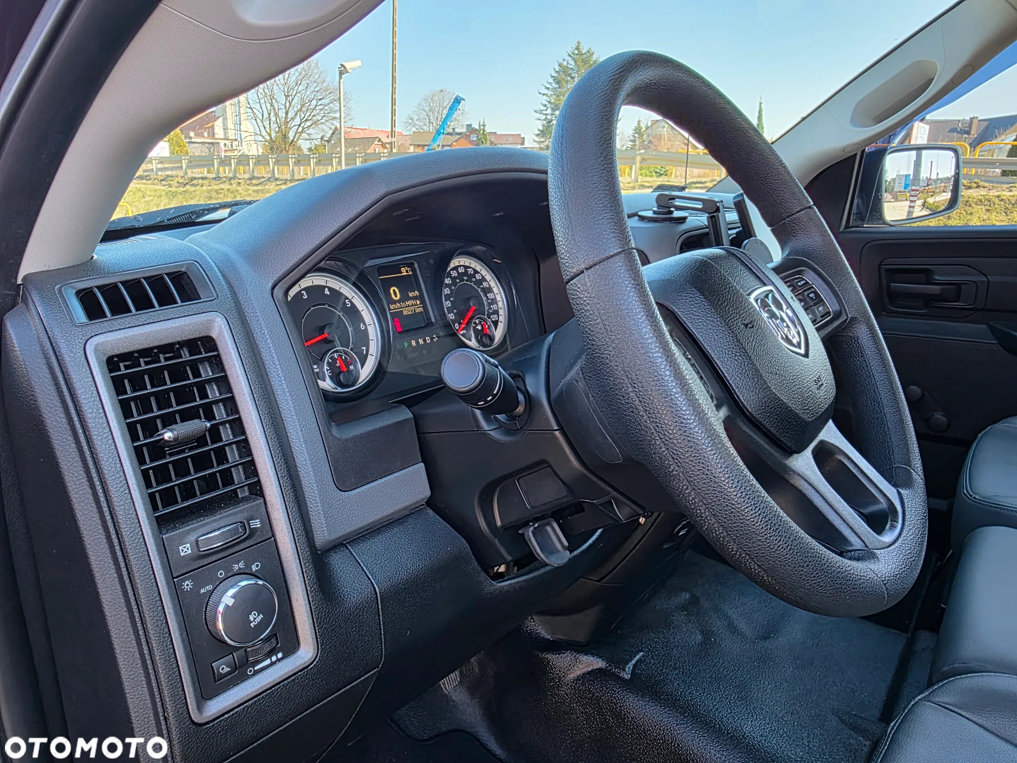RAM 1500 - 8