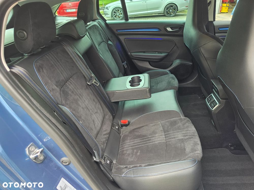 Renault Megane 1.6 TCe GT EDC - 7
