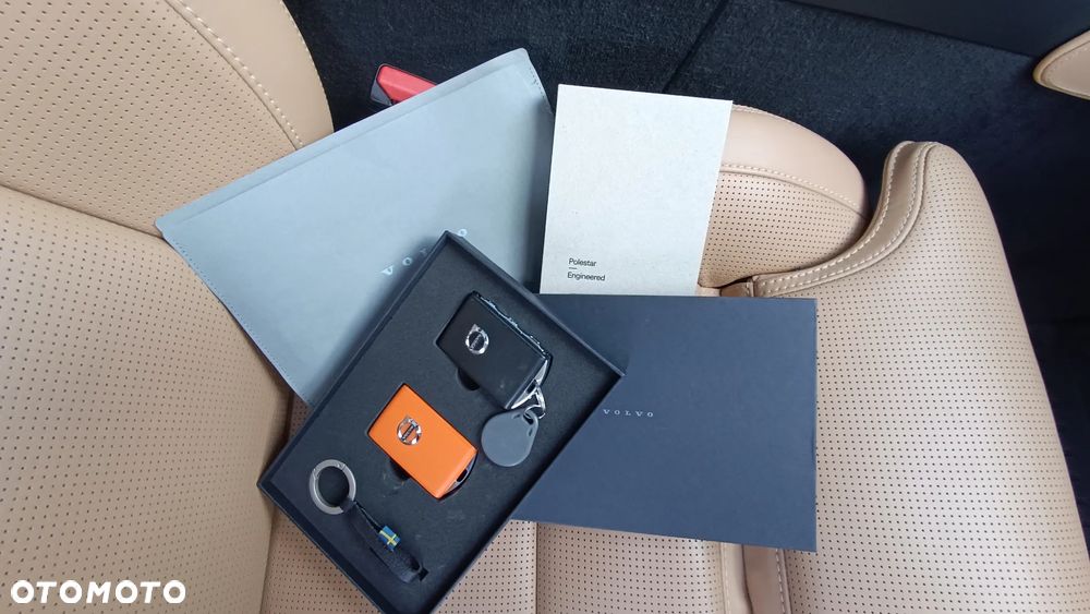 Volvo XC 90 B5 D AWD Ultimate Bright 7os - 30