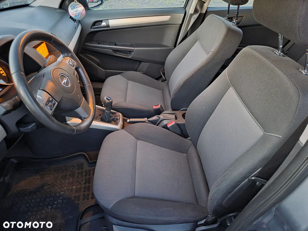 Opel Astra 1.7 CDTI Edition - 16