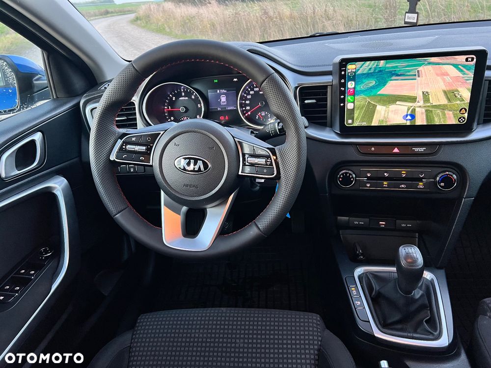 Kia Ceed 1.6 CRDi SCR L Business Line - 17