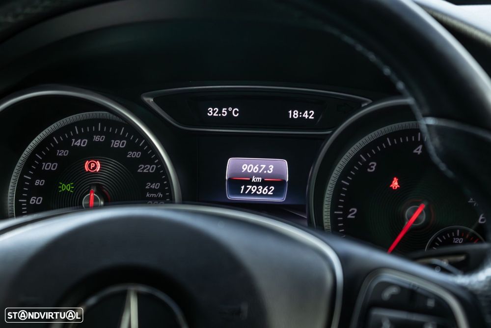 Mercedes-Benz CLA 200 - 22