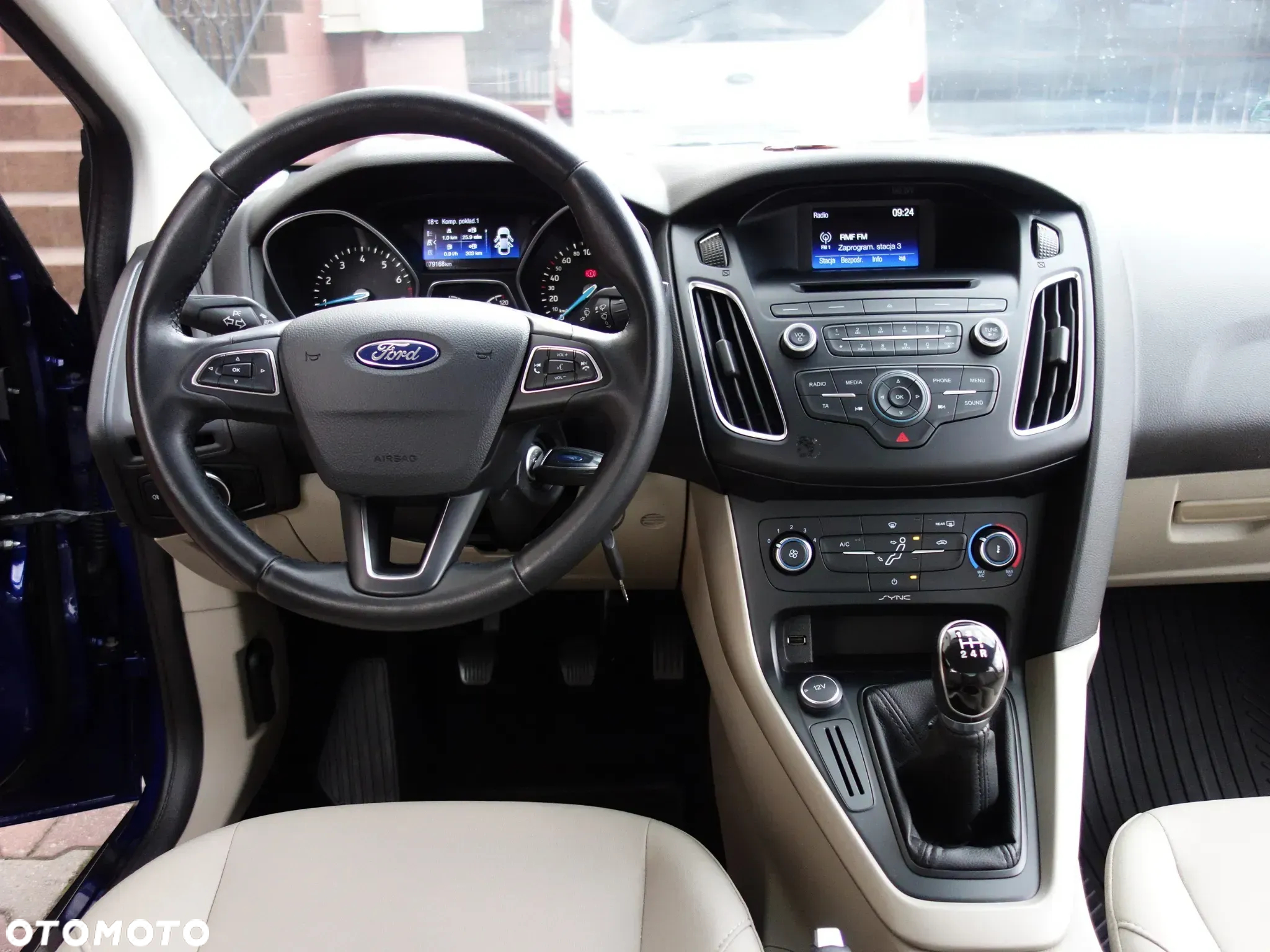 Ford Focus 1.6 Platinium X - 22
