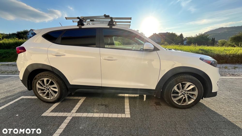 Hyundai Tucson - 4
