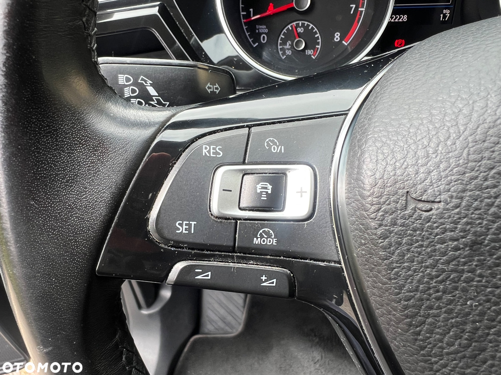 Volkswagen Touran 1.4 TSI BMT Highline - 12