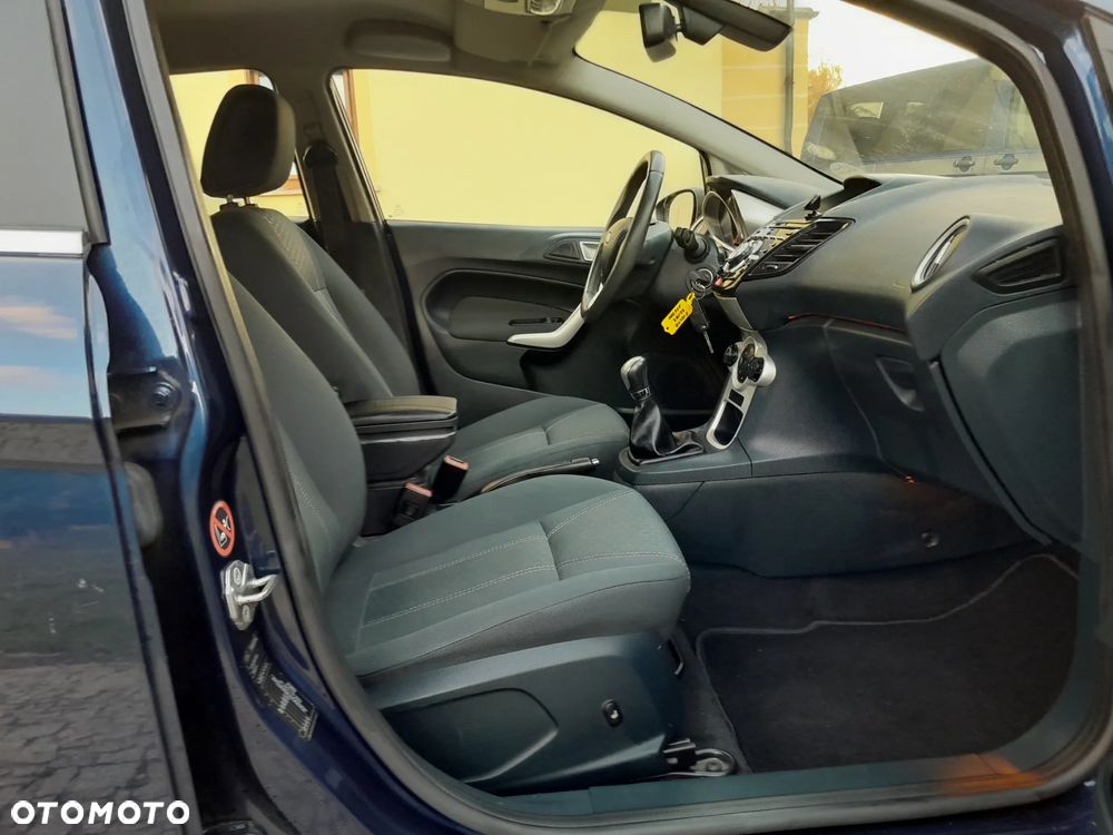 Ford Fiesta 1.25 Titanium - 10