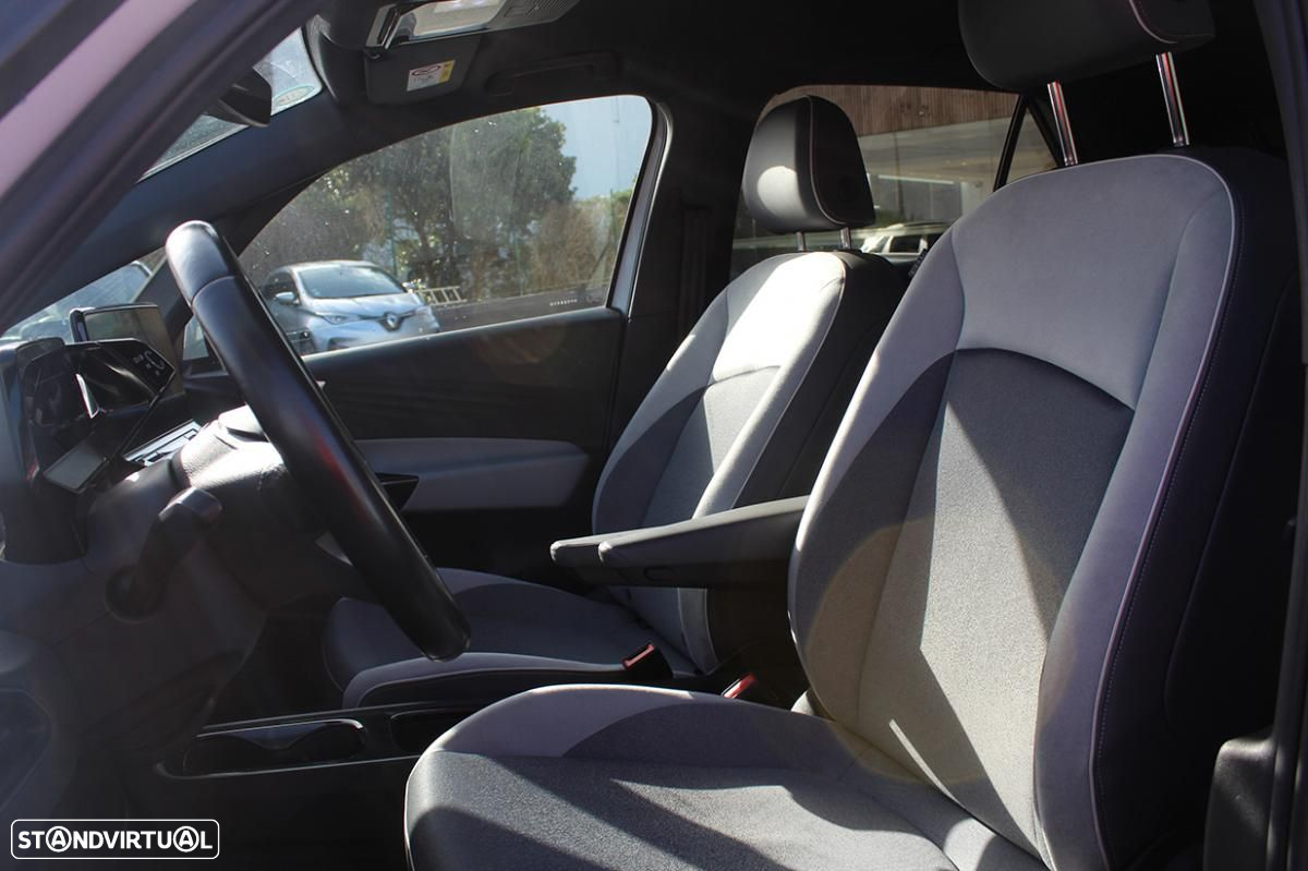 VW ID.3 Pro Performance Tech - 13