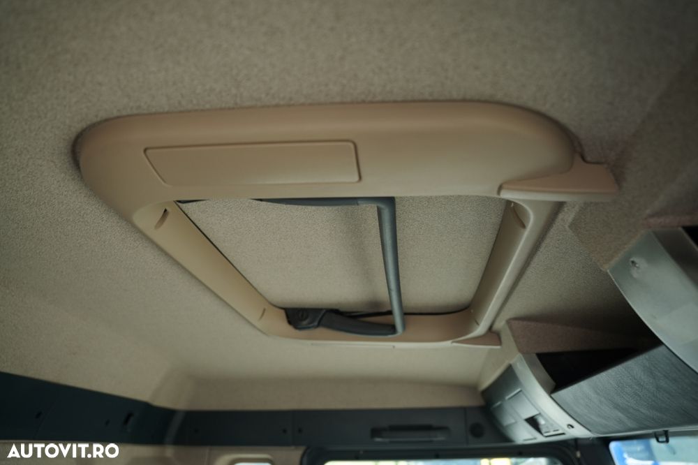 MAN TGS 35.500 / 8X4 / BASCULATOR CU 2 LATE / HIDROCLAPĂ / HIDROCLAPĂ BORDMATIC / PERDĂ ELECTRICĂ / AUTOMATĂ / EURO 6 - 34
