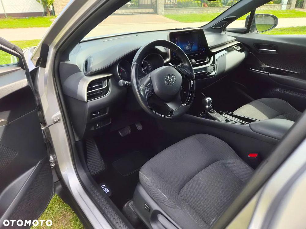 Toyota C-HR Style Selection - 13