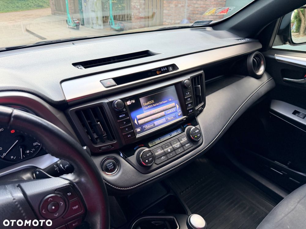 Toyota RAV4 2.0 Style 4x4 MS - 12