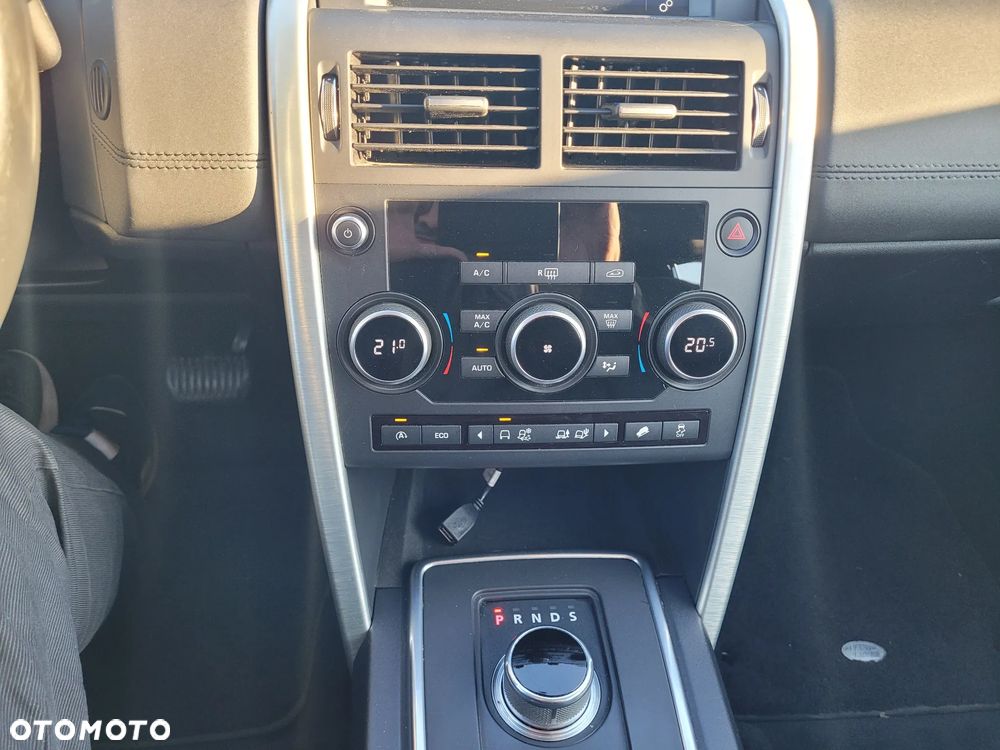 Land Rover Discovery Sport TD4 SE - 14
