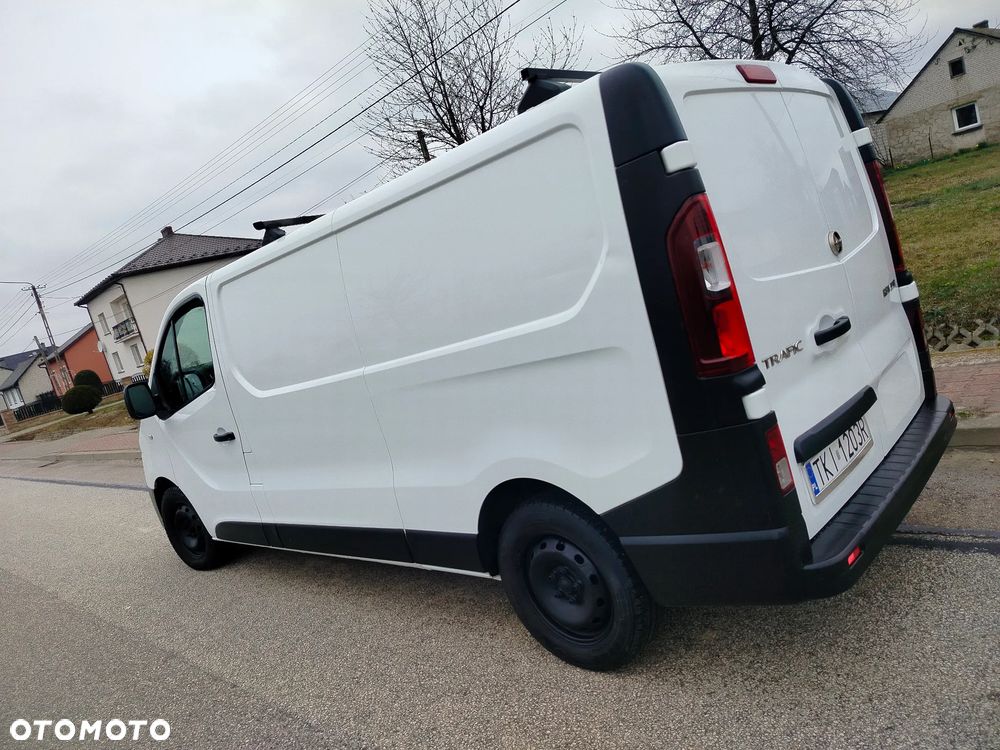 Renault Trafic - 11