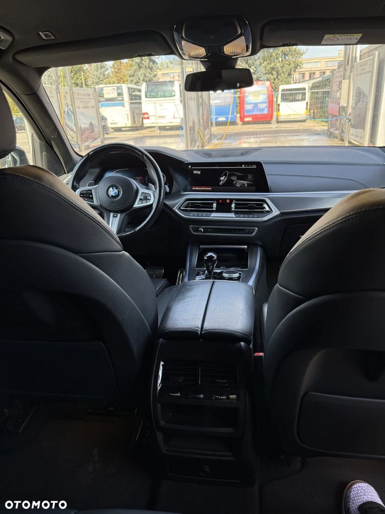 BMW X5 xDrive40d mHEV - 25