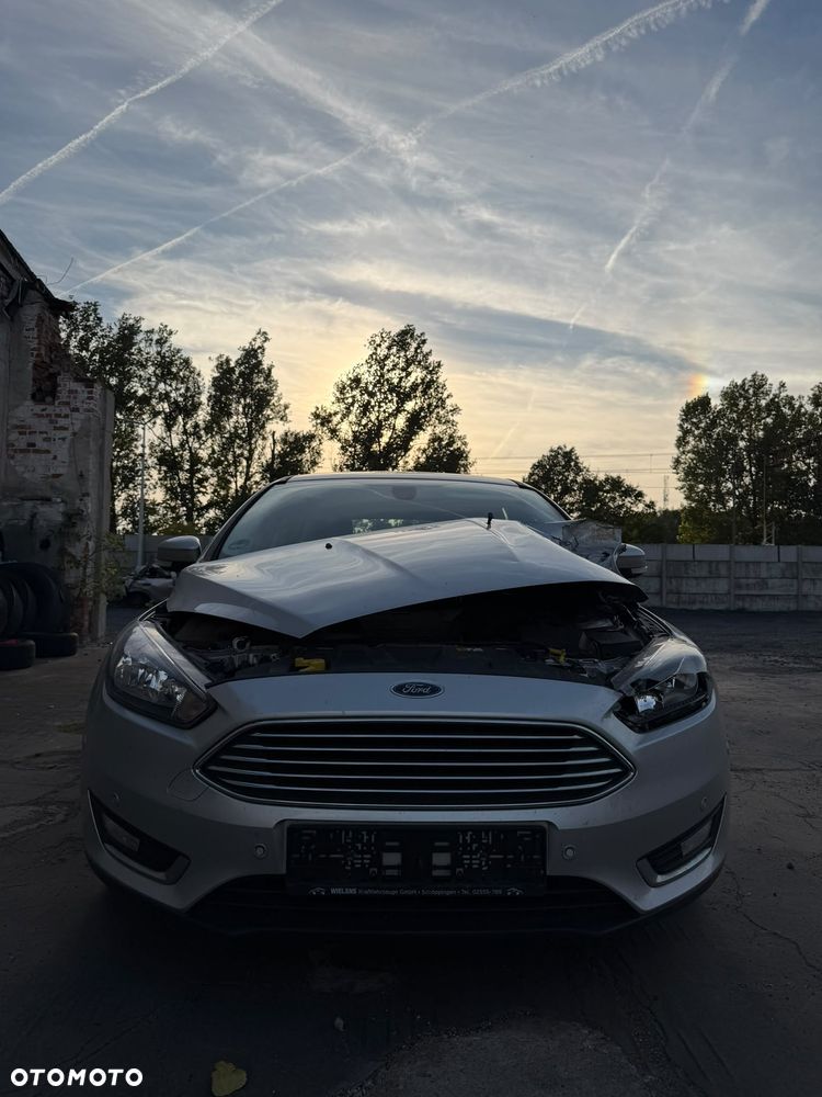 Ford Focus - 1