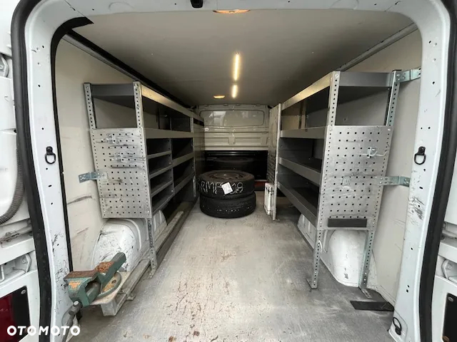 Renault Trafic - 14