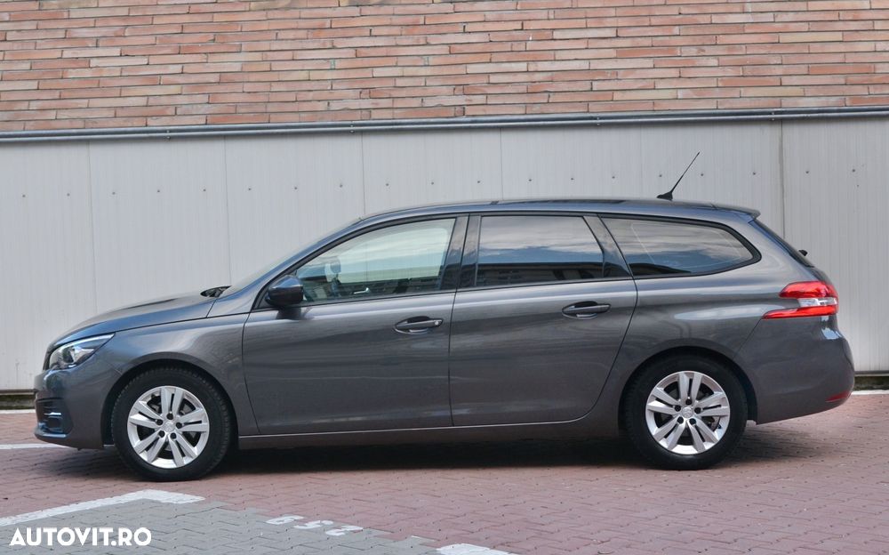 Peugeot 308 SW BlueHDi 130 EAT8 Allure - 12