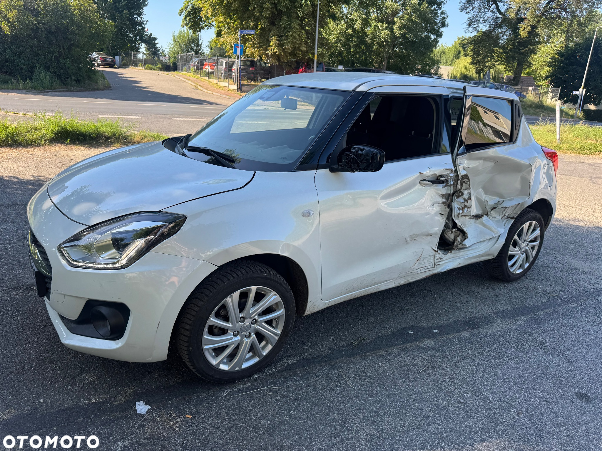 Suzuki Swift - 8