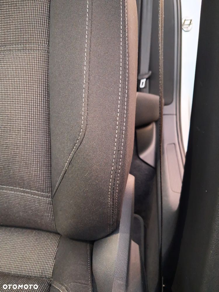 Volkswagen Passat 2.0 TDI BMT Comfortline DSG - 29