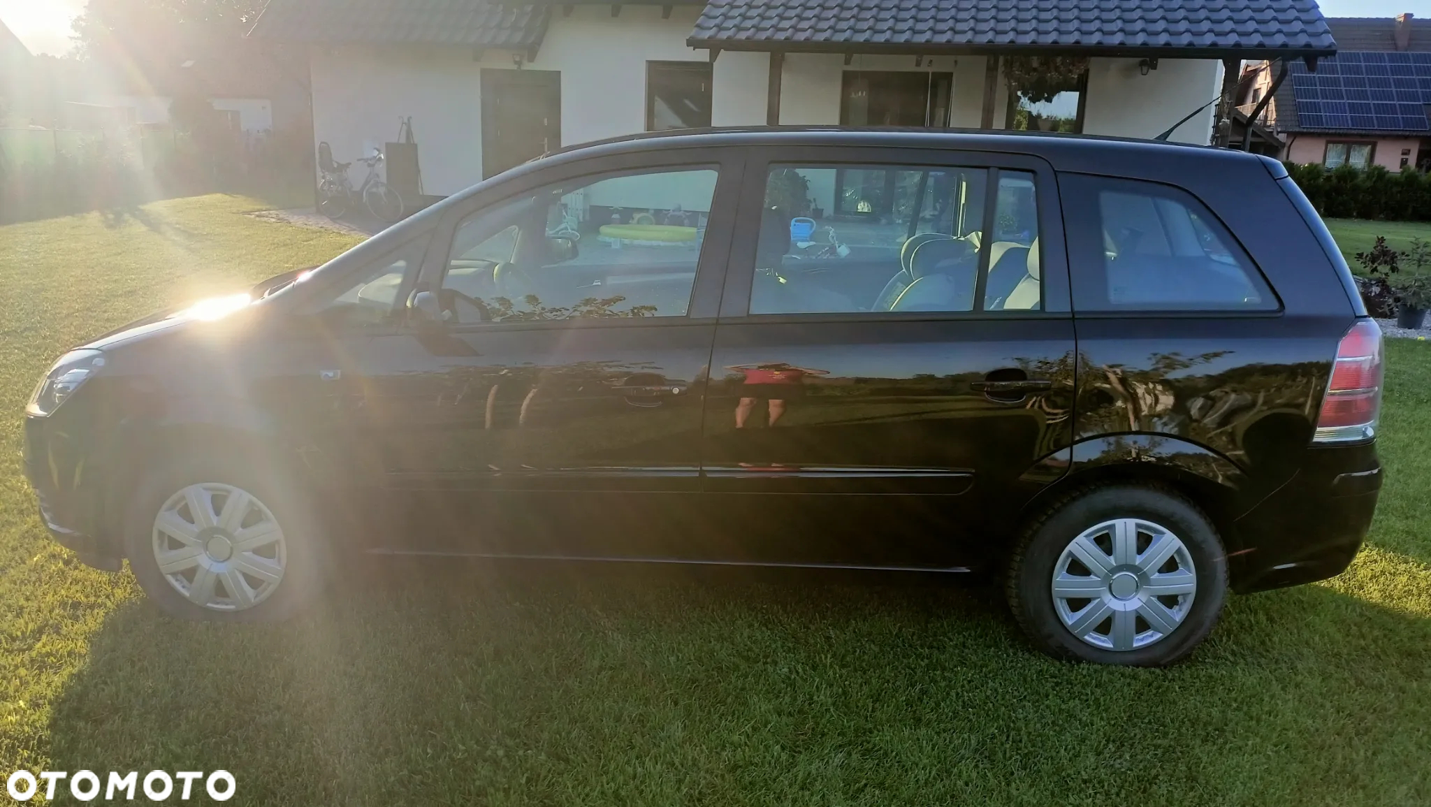 Opel Zafira 1.8 Elegance - 2