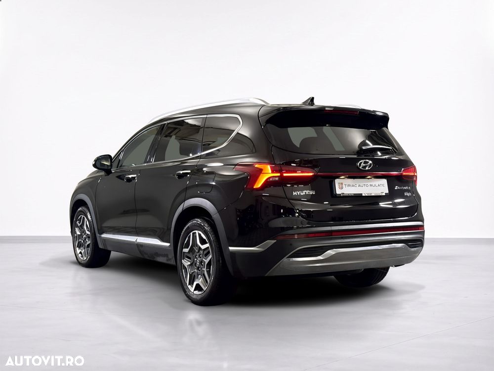 Hyundai Santa Fe - 3