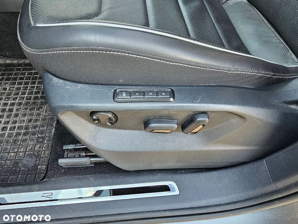 Volkswagen Tiguan Allspace 2.0 TSI OPF 4Motion DSG R-Line - 24