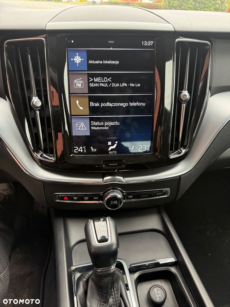 Volvo XC 60 - 24