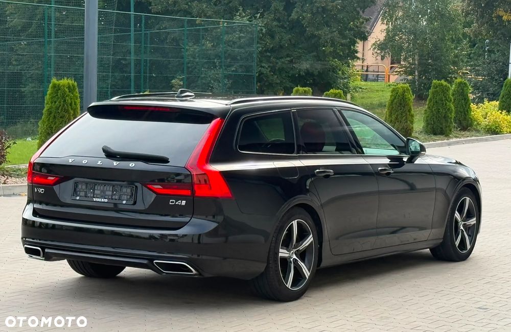 Volvo V90 D4 Geartronic R Design - 13