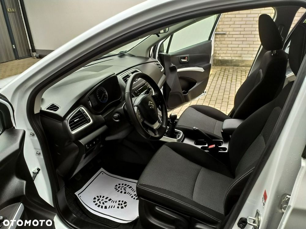 Suzuki SX4 S-Cross - 14